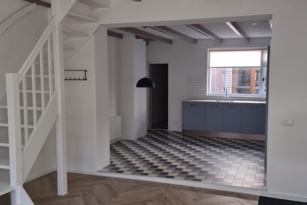 project 1 kamer na project 1 kamer na